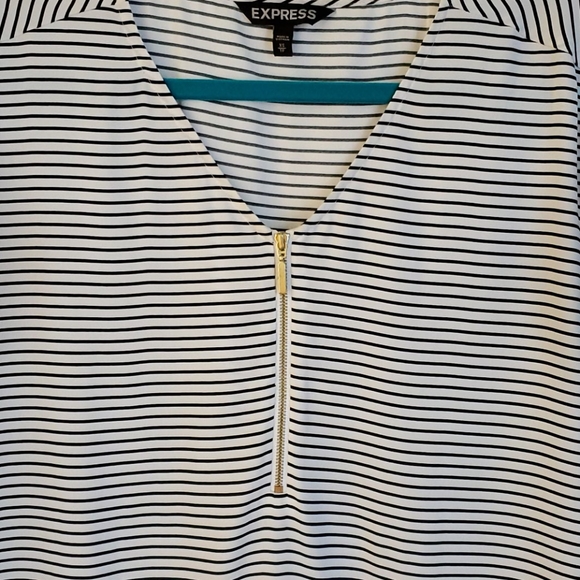 EXPRESS XS Top - Picture 2 of 4